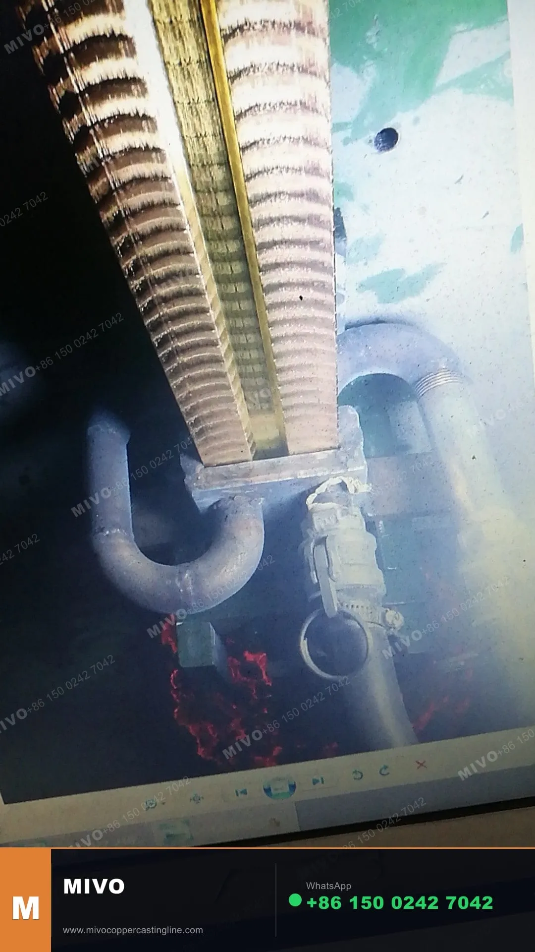 Crystallizer cooling circuit — water inlet/outlet ports